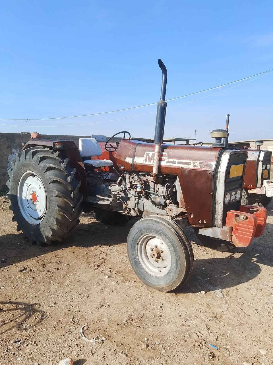 سلام عليكم ،،، للبيع تركترات عدد 2
فورگسن انگليزي 275
  سعر الوحده 9,500
گير اكسل محرك شرط 
 رقم سنويه اربيل وثاني رقم سنويه نينوى 
بدون تحويل إني أبيع كفالة من عشائر ومن حكومة 
عنوان كركوك قضاء الدبس 
***********
