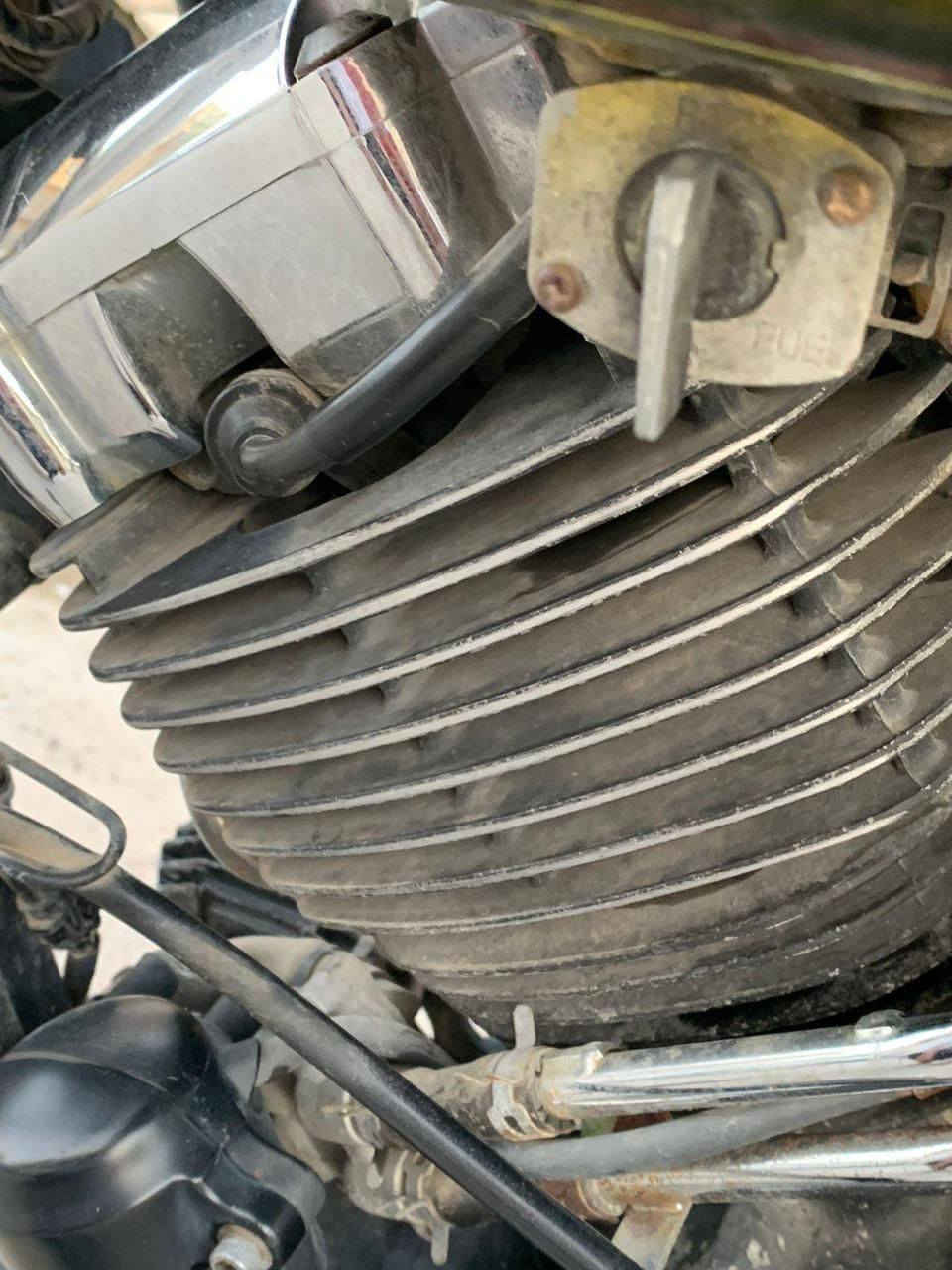 دراك ستار ببر 400cc ماشية 33 الف حقيقي
اوراق بدون رقم 

كاردن مو زنجيل شلعة ومعدل سرعة 180 

محرك وكير كفالة عامة اول وثاني بطناش 

كهربائيات كلها شغالة 

تبريد دهن مو مي انسى الحماوة 

تانكي بي رصعة خفيفة بالصفحة فقط 

مكاني بغداد 

السعر 13 ورقة بيها مجال للطيبين 

***********
