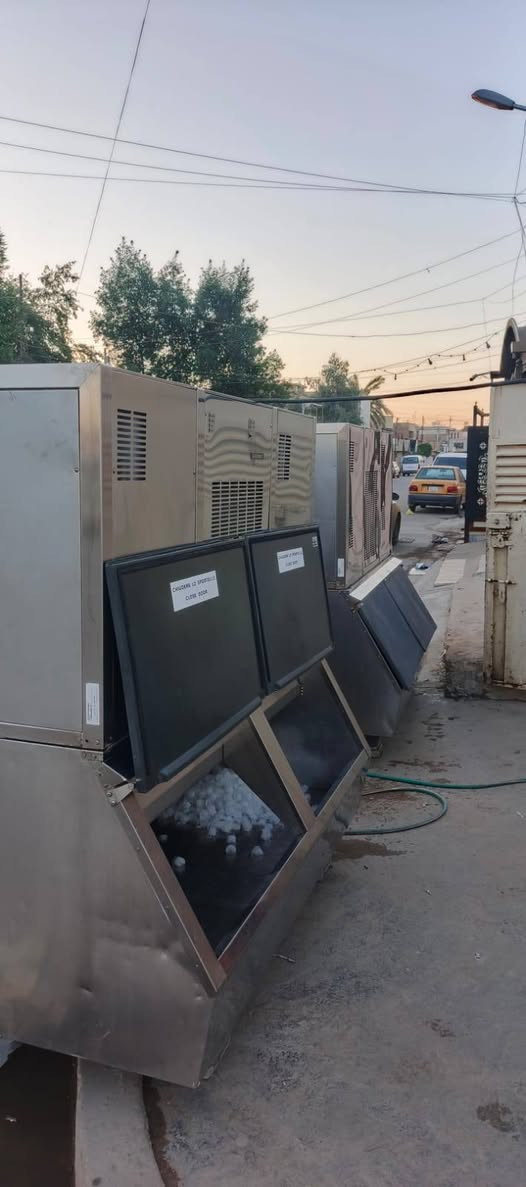 مكاين ثلج بلوري ٦٠٠ كيلو باليوم ايطالي فنجان كهرباء ثري فيز نضيفات جدا ***********
