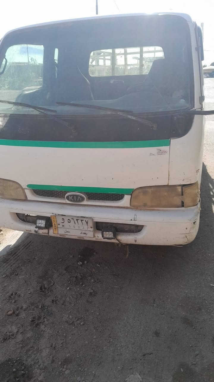 السلام عليكم كيا فونتيرا موديل 97 سياره مكفوله من كير ومكينه واكسن وشاصي رقمه واضح سياره لا ضربه ولا صبغ بلاديه كهربائياتها كلها شغاله رقم بغداد تحويل مباشر والسعر 44 ***********
