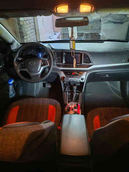 للبيع سياره النترا 2018 وارد امريكي السياره نص فول حادث باب مبدل بس  وبيه بارد  مثل ما واضح بال صوره فقط ماكو اي حادث بعد. *********** غير متواجد بالفيس المكان بغداد مدينة الصدر
