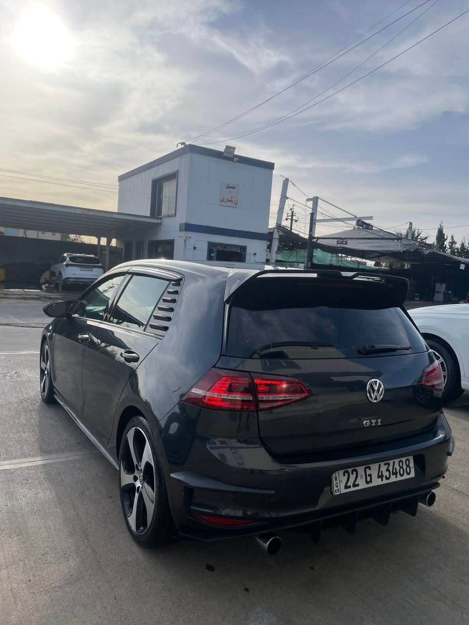 Golf Gti 2016
بۆنیت دەرگای سایەق بێ ژۆرێ بەس ئێرباگ سوکان 1-2 جێش تەعدیلە سەیارەکە زۆر جوانە کامل دەست کاریە 
گۆرینەوە و فۆرشتنە 

تۆربۆ 20 R 

کەم شەفت R

داون پایپ 

شوتە سپۆرت 
*********** أربيل, العراق
