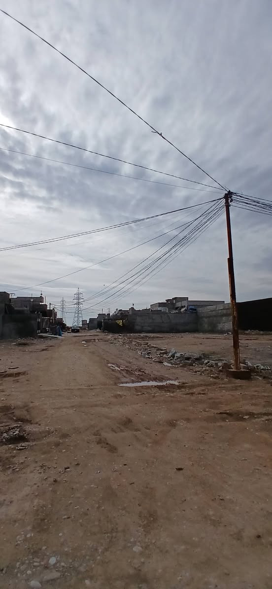 قطعــة أرض للبيع المساحة 150  متر واجه 7 او نص

السعر 19 مليون 

الموقع كركوك ساده ارجيبات قرب محطه الشمس

***********
