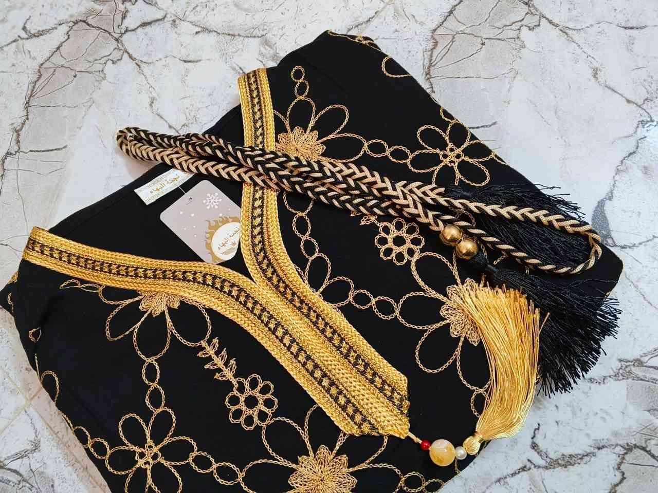 دراعة تونسي فول تطريز دبل كلوش  
الخامه كشمير ايطالي اصلي شرط الفحص 💯
القياسات من XXL الى 5X


**إذا كنت صاحب هذا الإعلان وتريد حذفه لأي سبب، رجاءا أرسل رسالة إلى الدعم الفني**