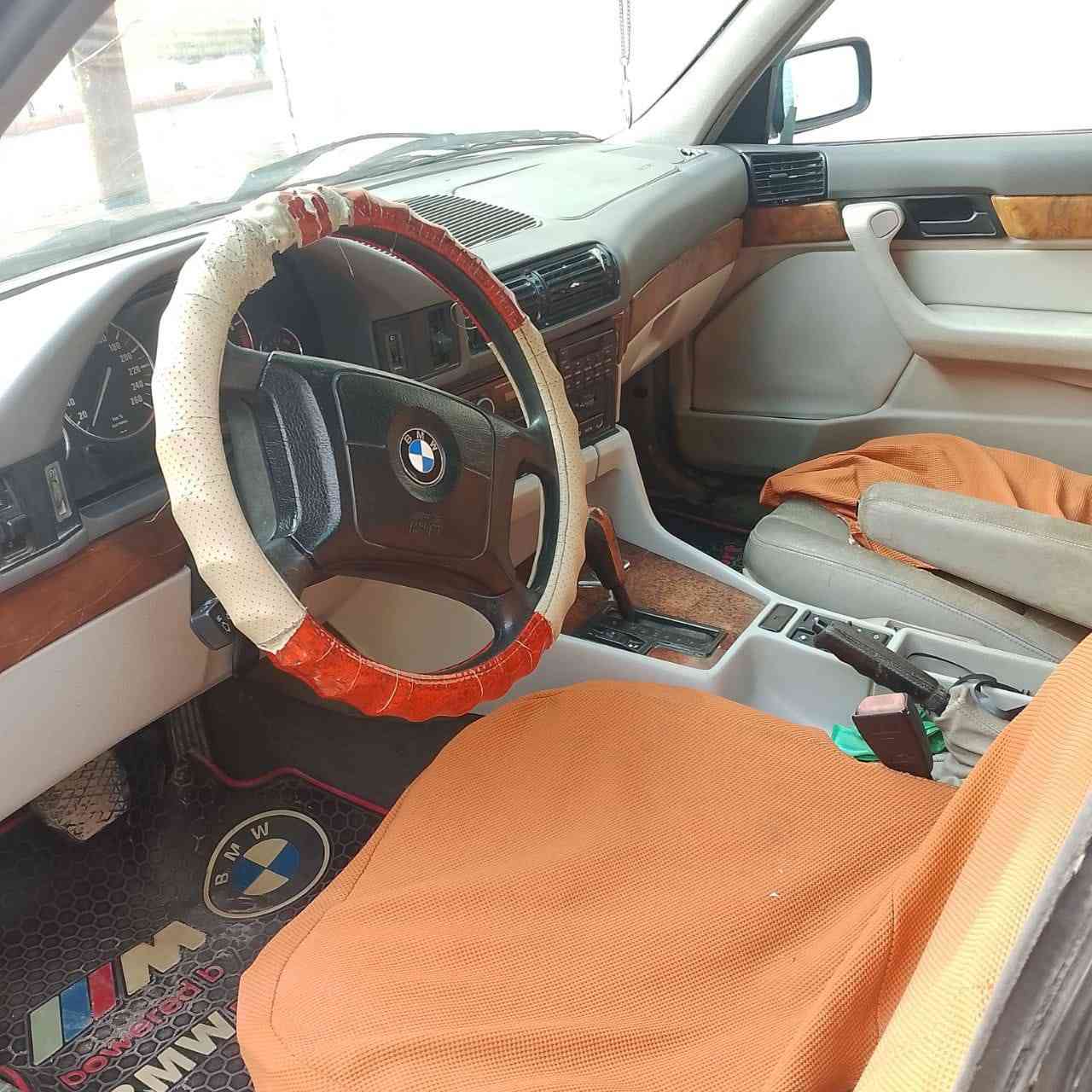 السلام عليكم.
بي أم   اصل 530  مكينه 40 نظيفه أحله من الصور.  رقم بغداد شرط التحويل سنويه ماصاقطه 
الصدر70 بالميه السعر. 60 وبيهه مجال  أو مراوس هم بي أم 
للاستفسار *********** بي واتساب.
