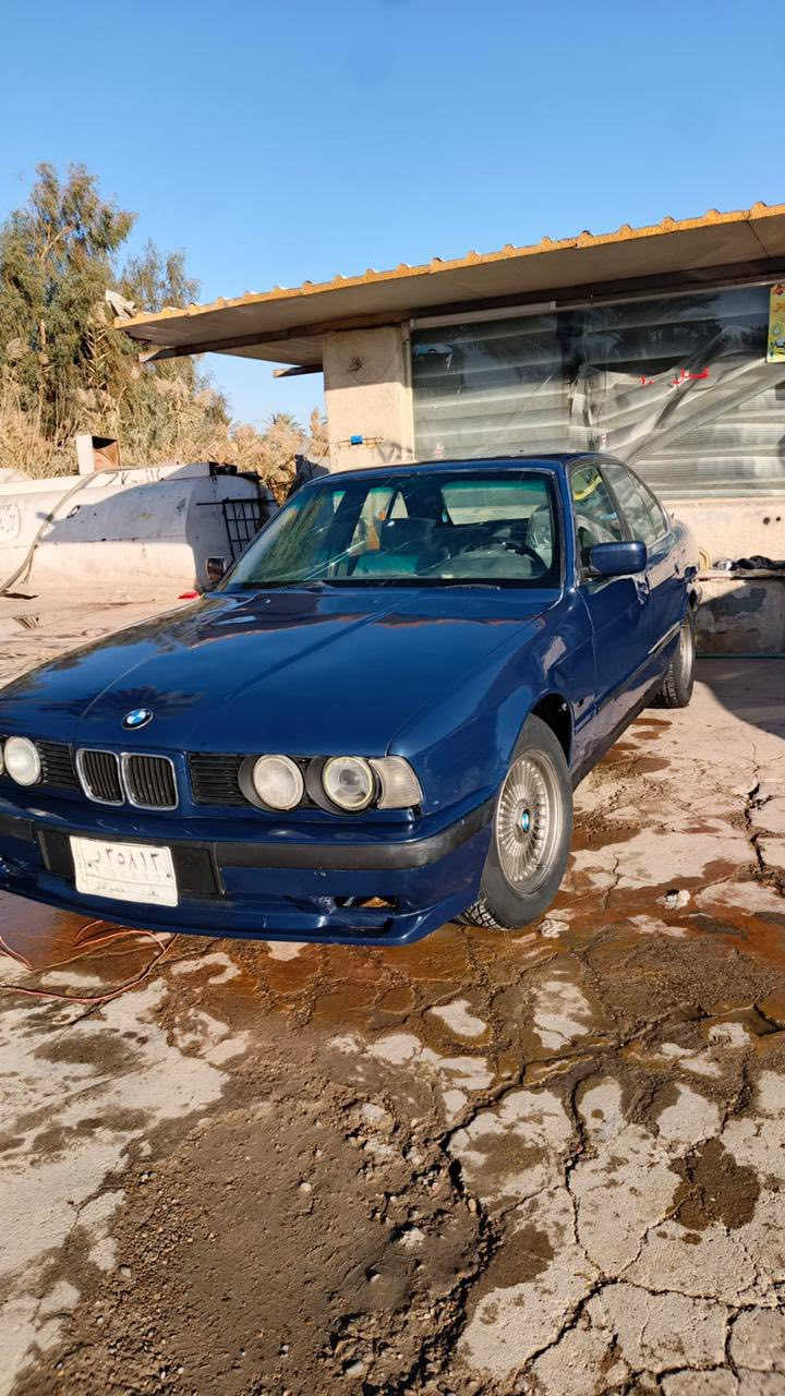 سلام عليكم حبايب Bwm 535 موديل 89 سياره قبل سبوع طالعه من الفرن رقم بغداد بسمي كير مكينه كفاله نقوصاته صدره تعبان وصونده مال بور استيرن من كبس اذب دهن وكنبريسر تبريد نق سعر 47 وبيه مجال *********** مكاني بابل محاويل
