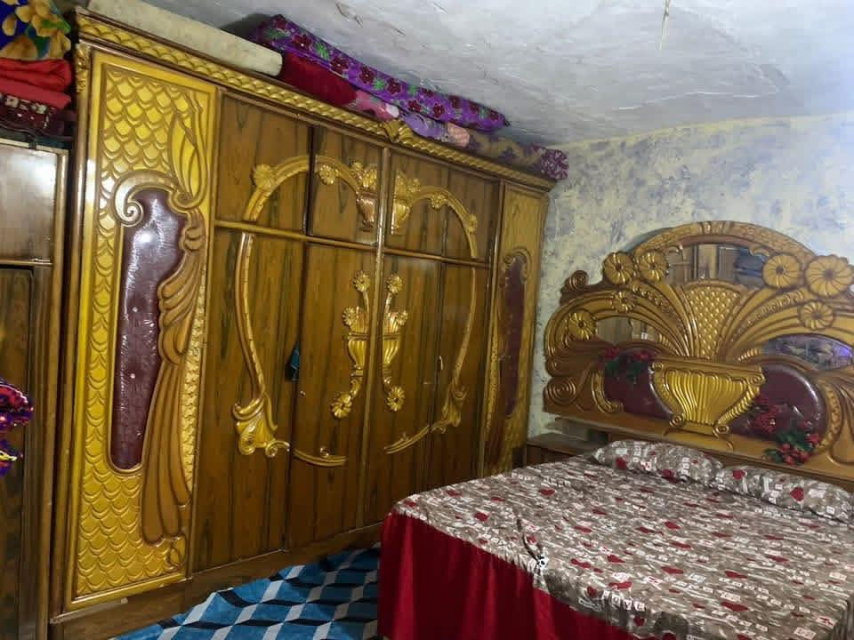 بيت مساحة ١٠٠ م طابو زراعي سند ٢٥ بالطابو المحموديه حي المرتضى شارع بيت كاصد يتكون من غرفتين وهول وحمام ومطبخ وصحيات السعر ٣٦ للاستفسار ***********
