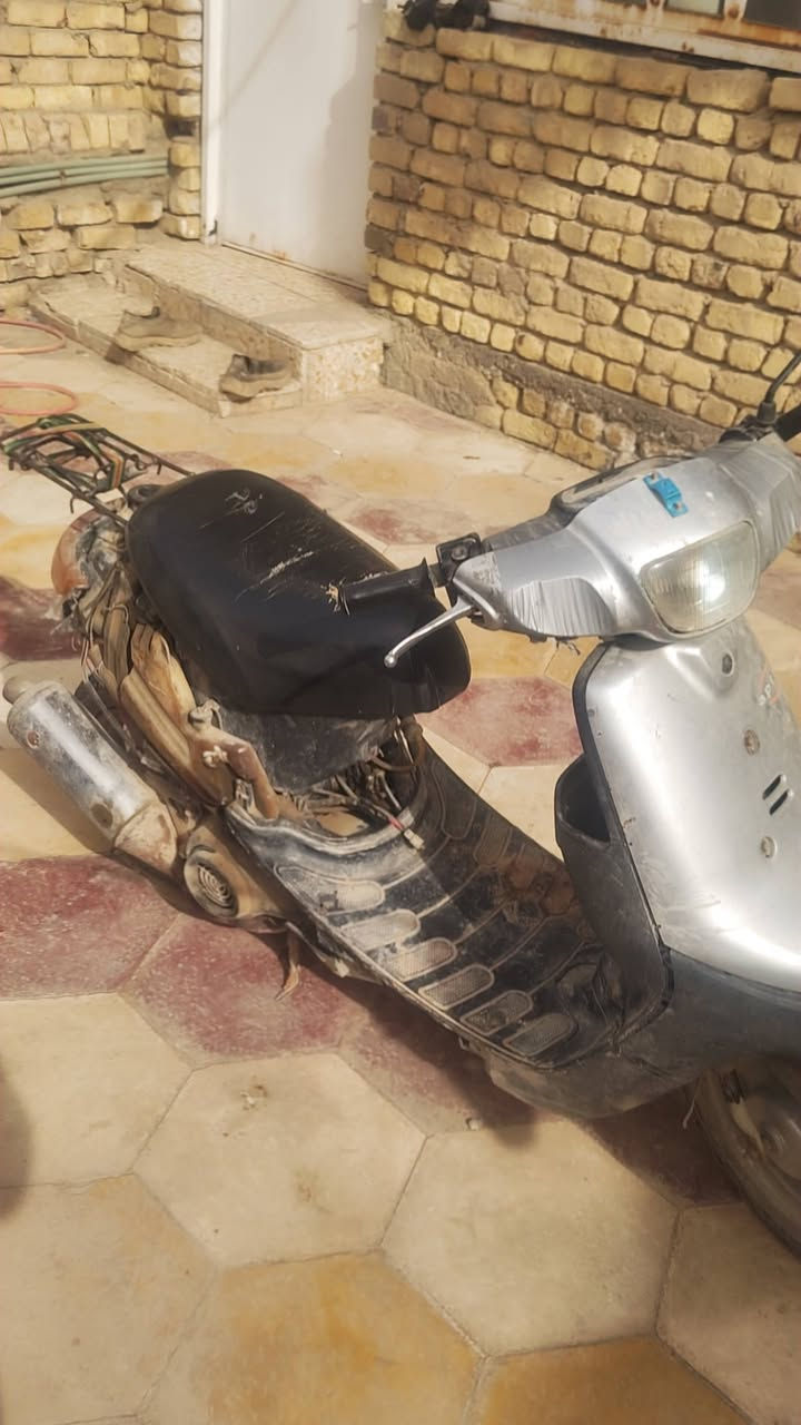 السلام عليكم دراجه بطه للبيع السعر 85 بمجال قليل الشراي هذا رقمي استفسار. 
7874882557


**إذا كنت صاحب هذا الإعلان وتريد حذفه لأي سبب، رجاءا أرسل رسالة إلى الدعم الفني**