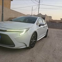 كورلا ٢٠٢٥ • ماشي ١٠٤٠٠٠ • صبغ فقط