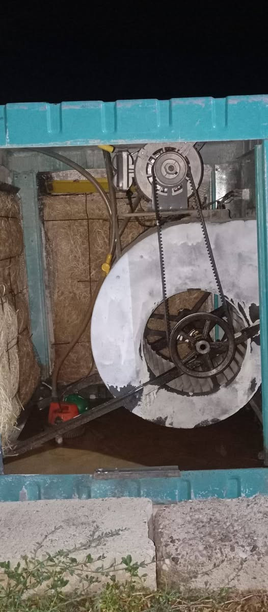 سلام عليكم مبرده للبيع حجم ثنين او نص كدام العين ماطور جديد ابو سرعتين سعر 125 او بيه مجال


**إذا كنت صاحب هذا الإعلان وتريد حذفه لأي سبب، رجاءا أرسل رسالة إلى الدعم الفني**