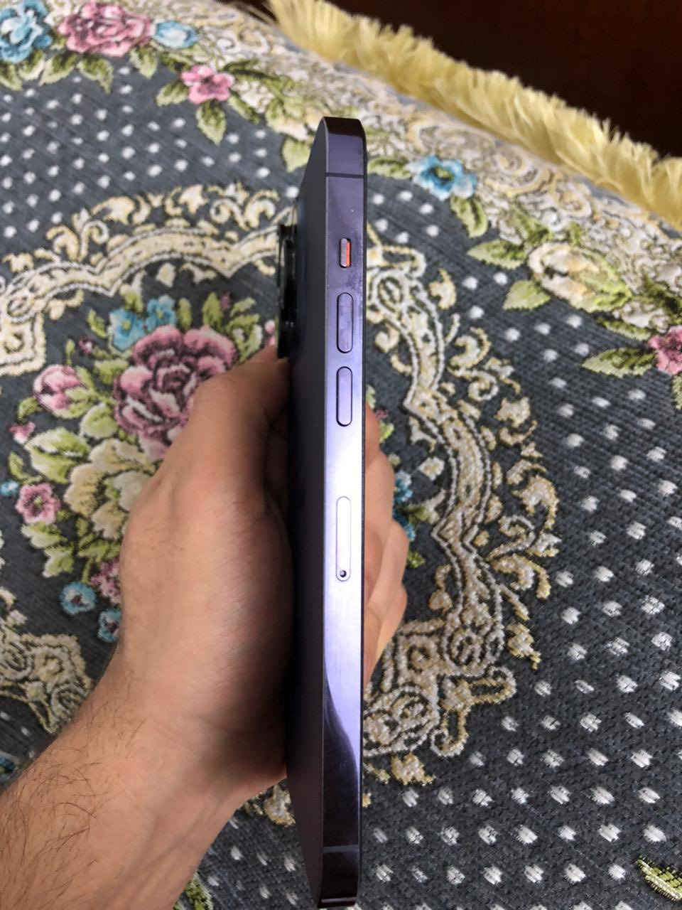 السلام عليكم
iPhone 14 Pro Max بحالة الوكالة 🔥
- الذاكرة: 256GB  
- نسبة البطارية: 97% 🔋  
- نظافة الجهاز: 100% (ما بيه أي خدوش)  
- نموذج: M  
- برغي ما مفتوح نهائياً 🔒  
الجهاز كامل وبدون مشاكل، شغال 100%
💰 السعر: 875 وبي مجال كلش قليل 
📍 الموقع بغداد 
***********
