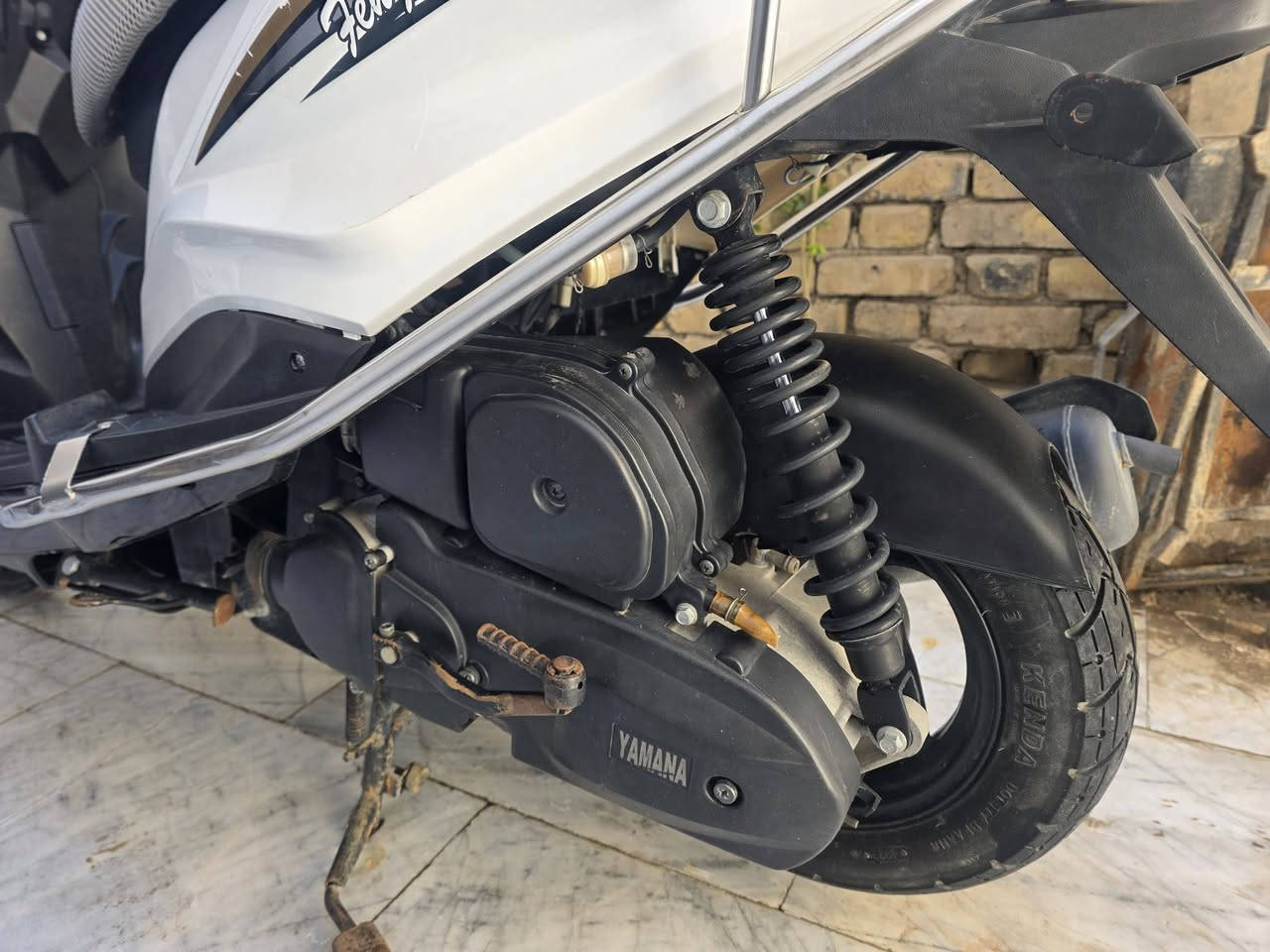 دراجة جامبو جديده استخدام قليل  مامفتوحه السعر ٧٥٠ ناصريه مركز ***********
