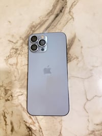 13 برو ماكس 256 للبيع مال بيت  07738297587