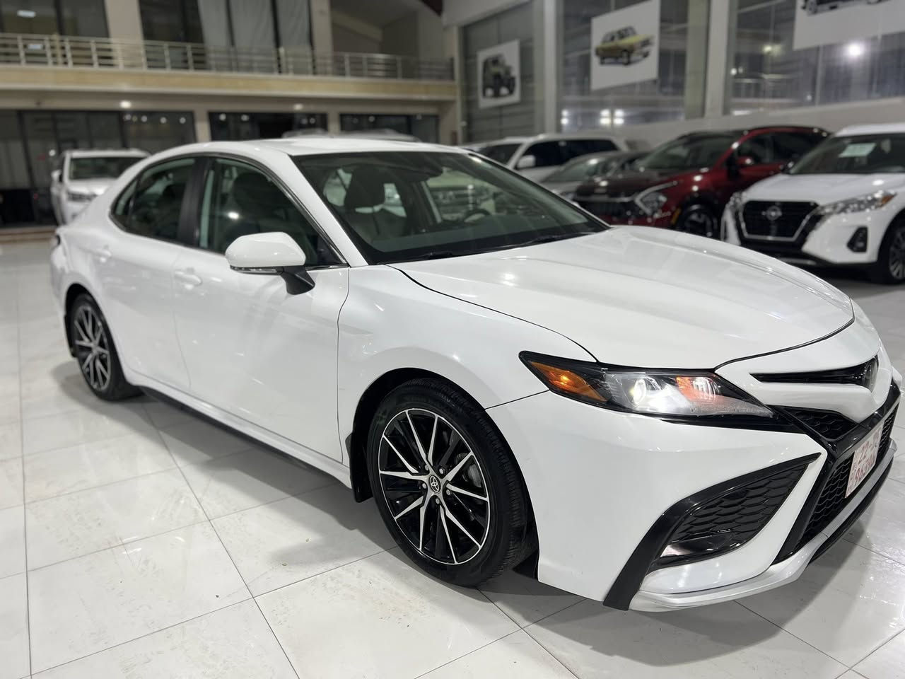 كامري 2024  مرقم اربيل 
Se 
ماشي 17 الف 
وارد امريكي 
داخل جلد بيجي 
شاشه كامره رادار 
هندبريك بصمه 
مواصفات معروفه 
السعر 190$  وبي مجال بسيط  
صور حادث وسنوار بلمنشور 
العنوان اربيل 
***********
