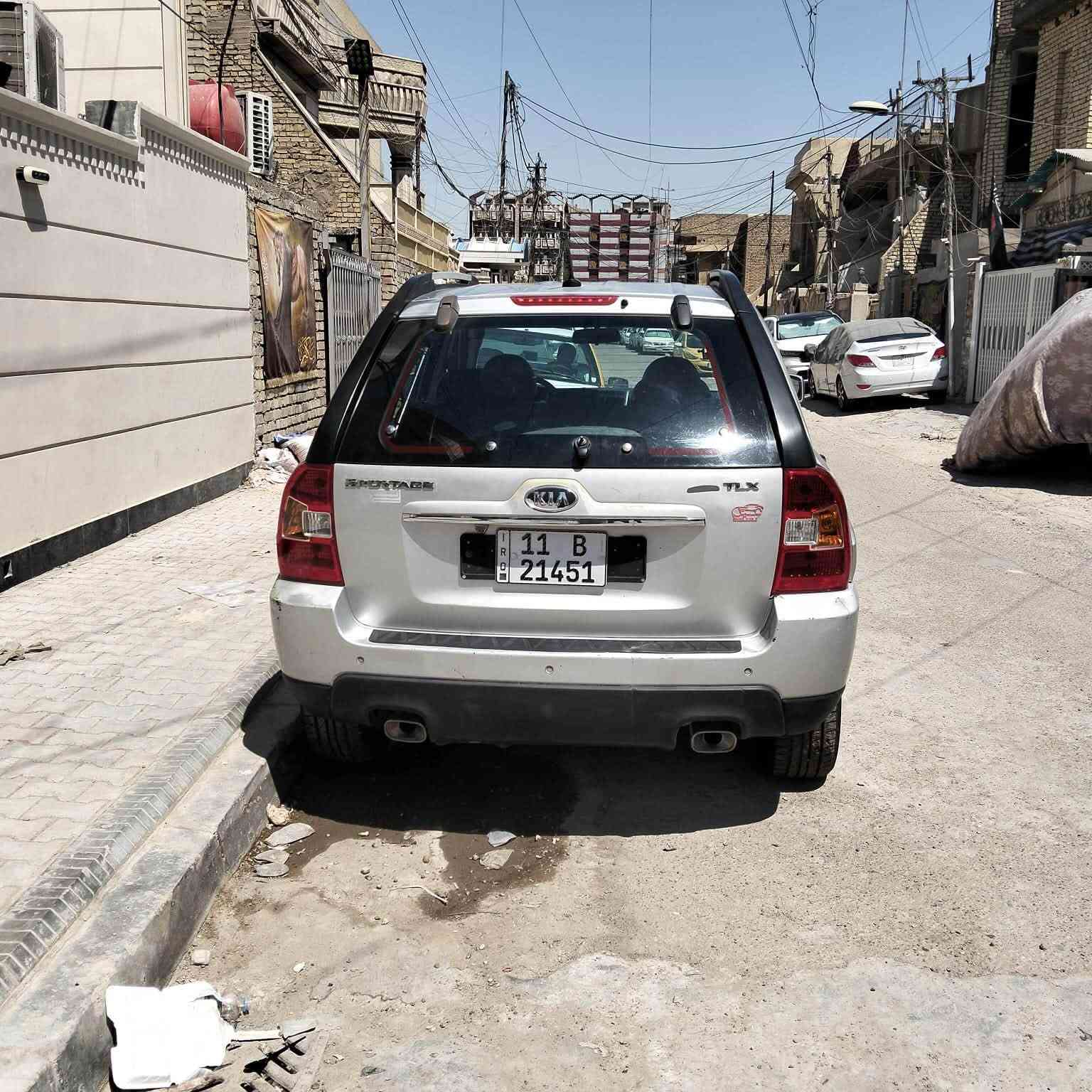 سيارة سبورتج رقم بغداد دولي
السيارة بأسمي شرط التحويل
موديل 2010
اللون سلفر 
محرك 2000 دوش
فوول مواصفات عدا البصمة
فئة Tlx
 فتحة سلايد بالقمارة 
تحكم ستيرن فول
كشنات تدفئة
كشنات كهرباء
كشنات جلد
شاشة لمس بلادي 
كامرة 
داخل اسود 
حساسات امامي خلفي
تبريد ثلج
صدر امامي خلفي جديد 
تخم تاير 
ارباكات سليمة
السيارة كير محرك شاصي لغد كلة مكفول
الجاملغات الامامية مبدلات بلاديات نفس اللون اثر ضربة كلش خفيفة

مكان السيارة بغداد 
السعر ١١٥ وبيهة مجال 
الاتصال  ***********
