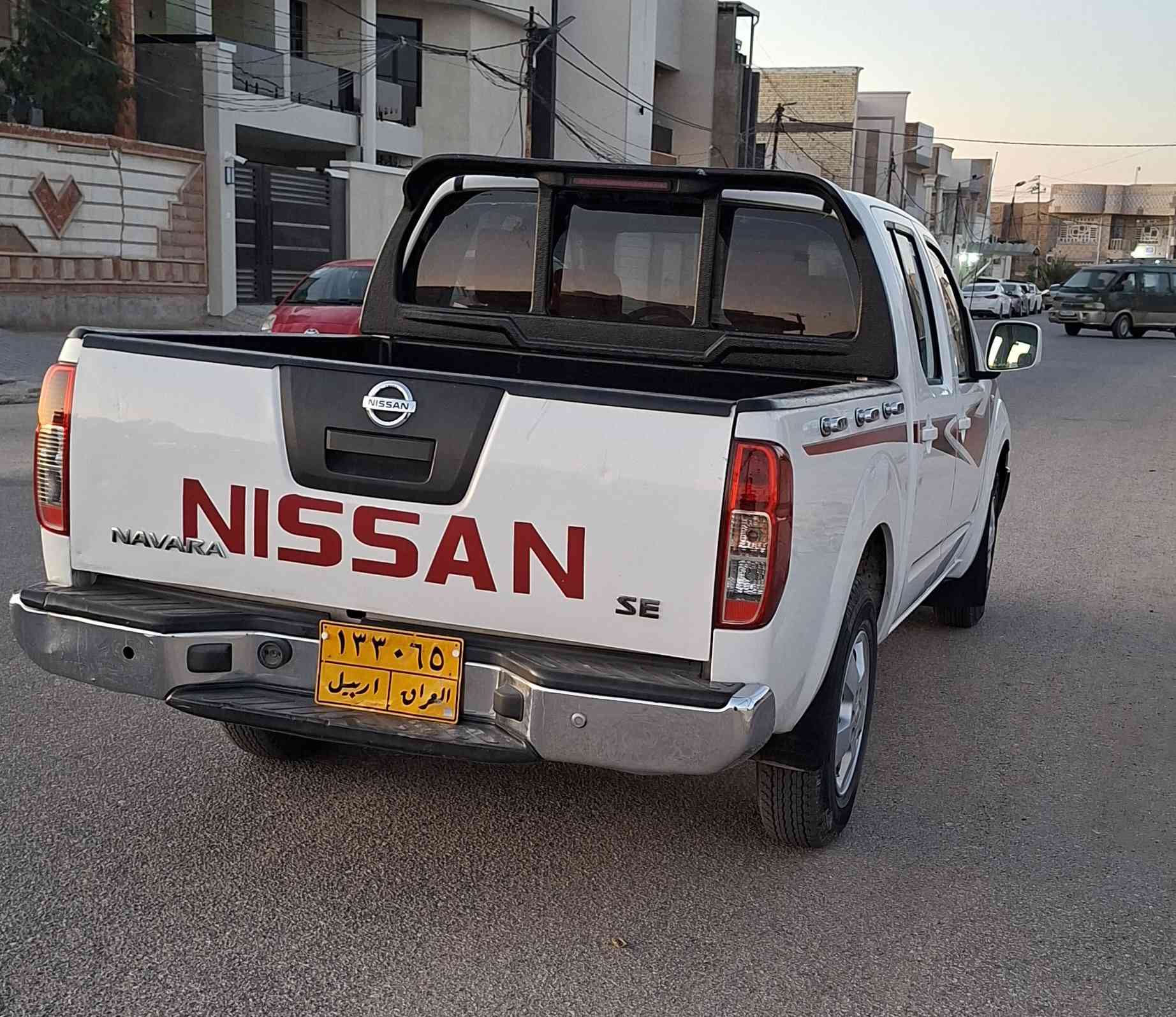 ***********نيسان نيفاره موديل 2013 بيها مكانين تخم تاير جديد مكينه كير تبريد ثلج كوله عله وضع الشركه اوتماتيك السعر 120 وبيها مجال الطيبين مكلف بنشر العنوان النجف حي الغري *********** النجف, العراق
