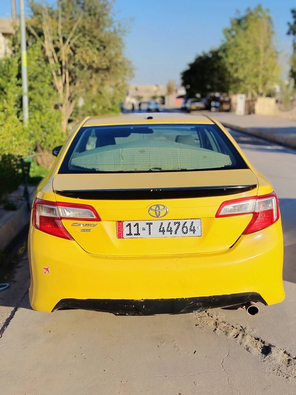 كامري موديل 14 وارد أمريكي حادثها فقط بونيد مبدل بدون داخل سنويه جديده كير مكينه بل شرط حداديه جديده سياره مكفوله من دعاميه للدعاميه تبريد شرط السعر ١٣٥ وبيها مجال  مكاني كركوك ***********/***********
