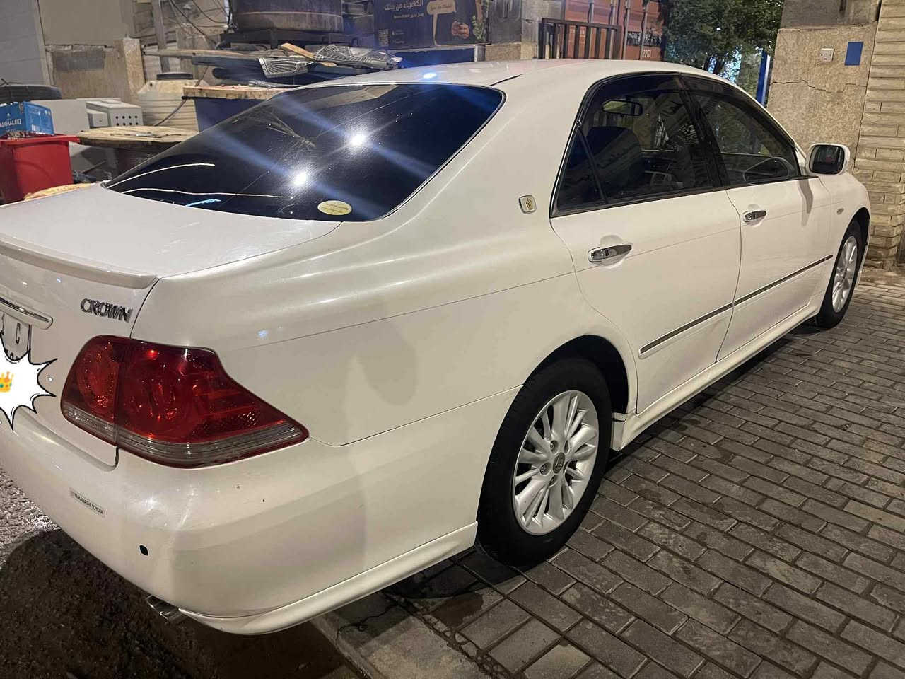 شاهينه أثلت ٢٠٠٧ ماشية قليل كصتها قماره فقط متومه بغداد انگليزي مطابق وشغل اصلي جاهزه للاخير بدون ملاحظات او مصرف سعر ( ٤٥ ) بيها مجال مكاني بصره موجود واتساب فقط ***********

