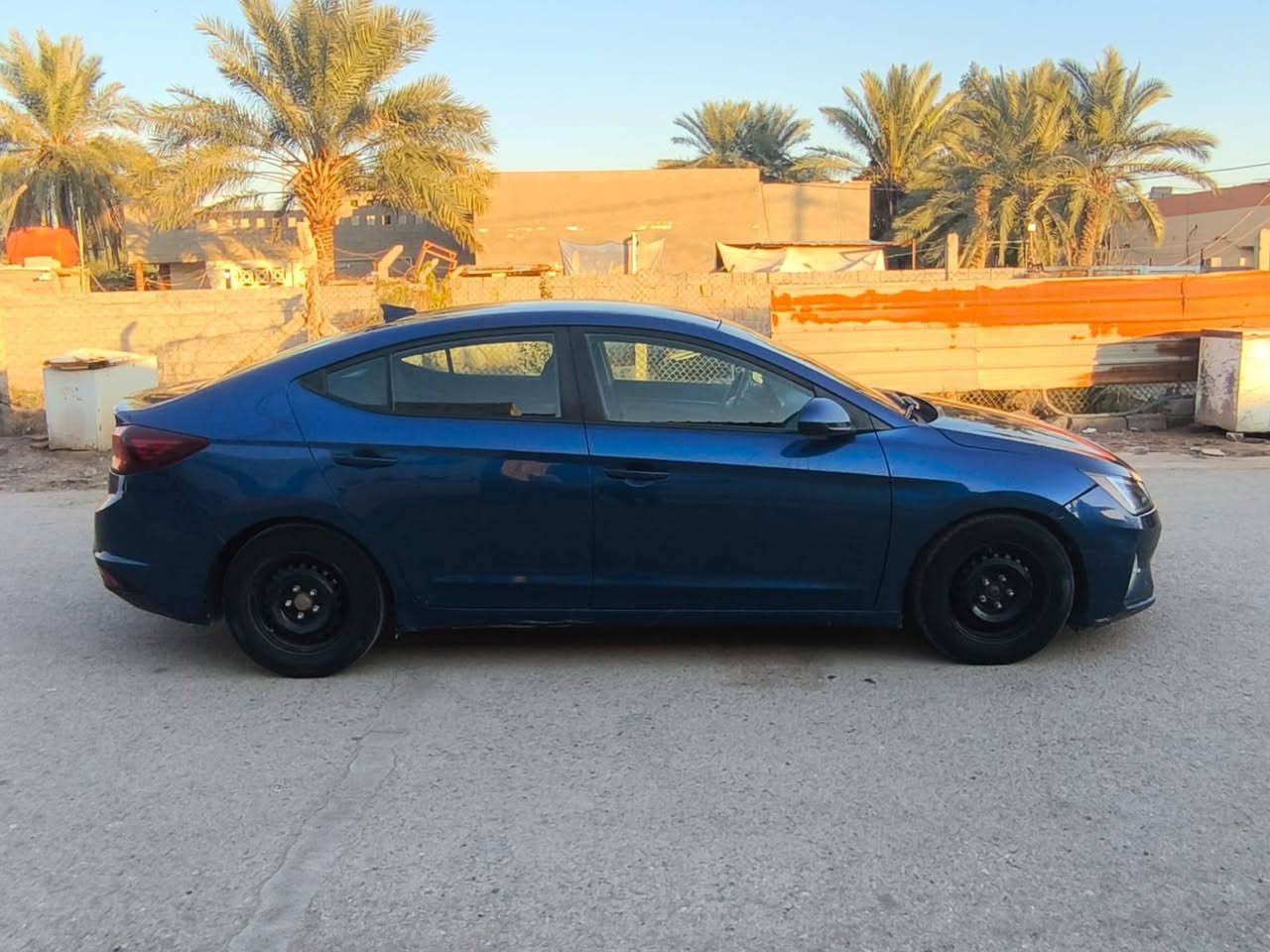 السلام عليكم
النترا ١٩ امريكي 
مكينه ٢٠٠٠دوش 
تبريد ثلج 
كير at
باسمي 
تحويل ثاني يوم 
للإستفسار الاتصال على الرقم 
غير متواجد على الفيس ***********
