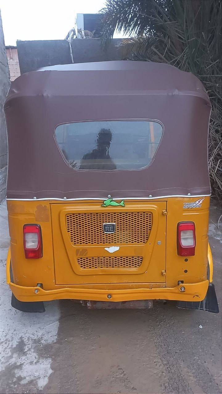 السلام عليكم تكتك للبيع موديل 2021 سنوية بأسمي  ... دواسة خياسات معمرة فقط السعر: 7 
مكان: بغداد 
الرقم: ***********
