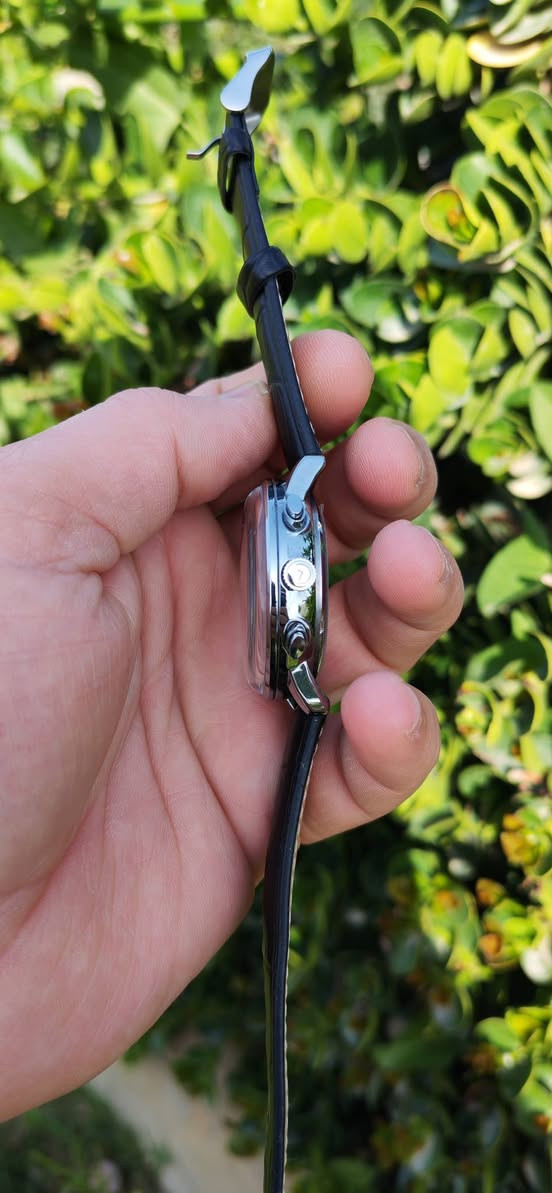 السلام عليكم 
رمضان كريم 

*  ساعه لوبين أوتوماتيك جديد غير مستخدم
* قطر 44
* موديل مميز 
* منفذ شهري يومي 
 * زجاج ضد الخدش 
* مقاوم للماء 30 متر 
* السعر 90 الف 
* متوفر توصيل


**إذا كنت صاحب هذا الإعلان وتريد حذفه لأي سبب، رجاءا أرسل رسالة إلى الدعم الفني**