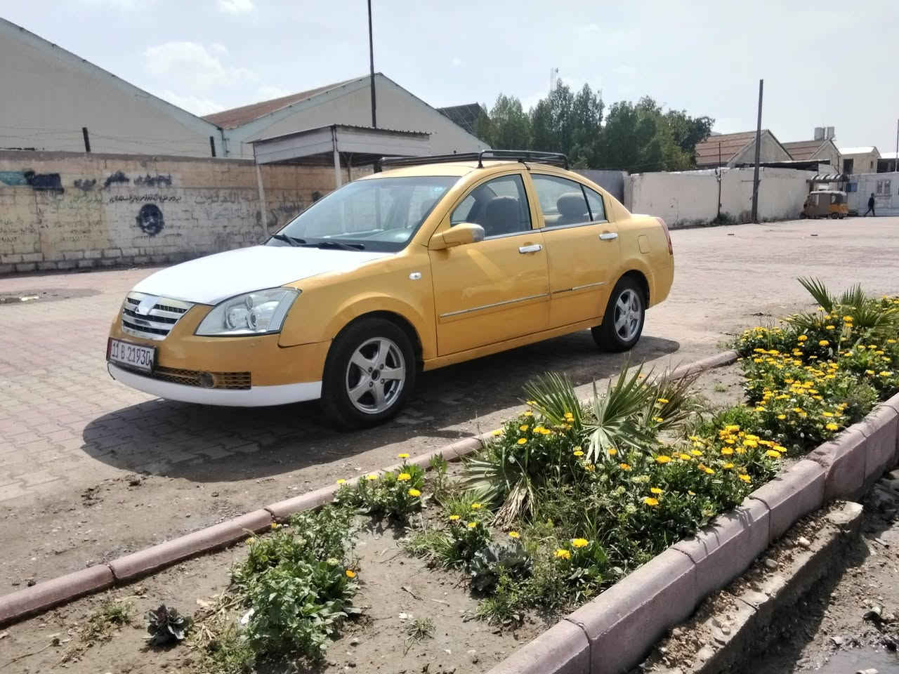 سلام عليكم شيري اي فايف 2011 رقم بغداد نكليزي
شرط التحويل هيه وقرامات مصفره  
كيرومكينه كامري ابولكف جدد حاويه 
صدرامامي و خلفي جديد 
المكان بغداد مدينة الصدر       34 $ ورقه
استفسار اتصل وتدلل ***********
