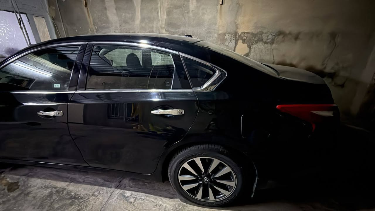 التيما ٢٠١٧ SR puls فول
بدون مصرف
وگير مبدل بلادي للموديل ٢٠٢٣ يعني مو cvt 
سؤنار موضح بل صور
ورقم شاصي نهايه صور
بسمنا شرط تحويل وغرامات

سعرها115 ومجال

مكان
كركوك/ليلان
*********** كركوك, العراق
