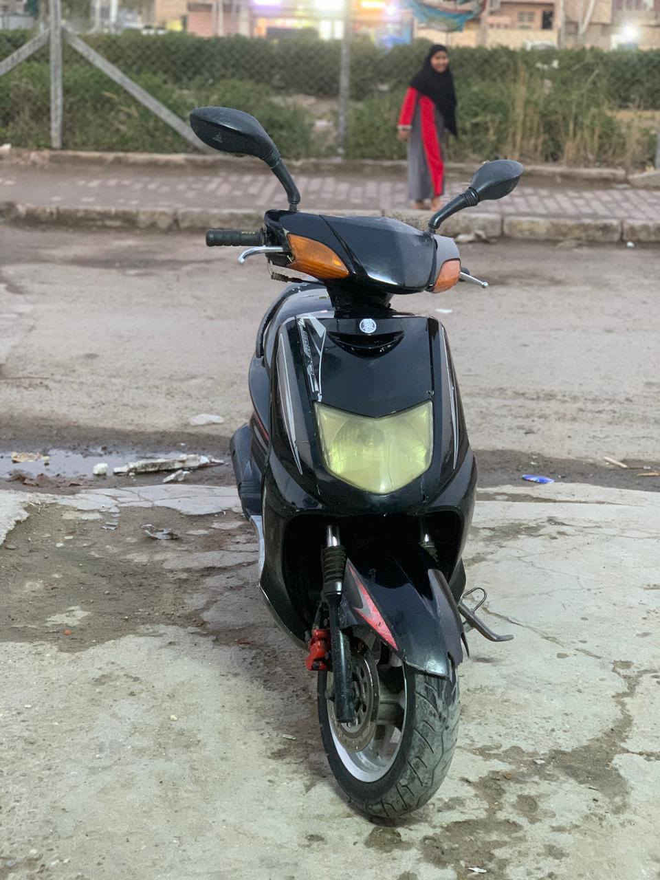 السلام عليكم سكنس نثيه كفاله عامه تبخير وتنقيص فقط بيها ملاحضات بل جاملغ الأمامي دراجه تخبل حساس ستان قفل جنطه قفل استرين قفل صندوك قفل بانزين كله شغال دراجه تخبل سعرها 550 وبيها مجال بصيط التواصل على الرقم ***********
