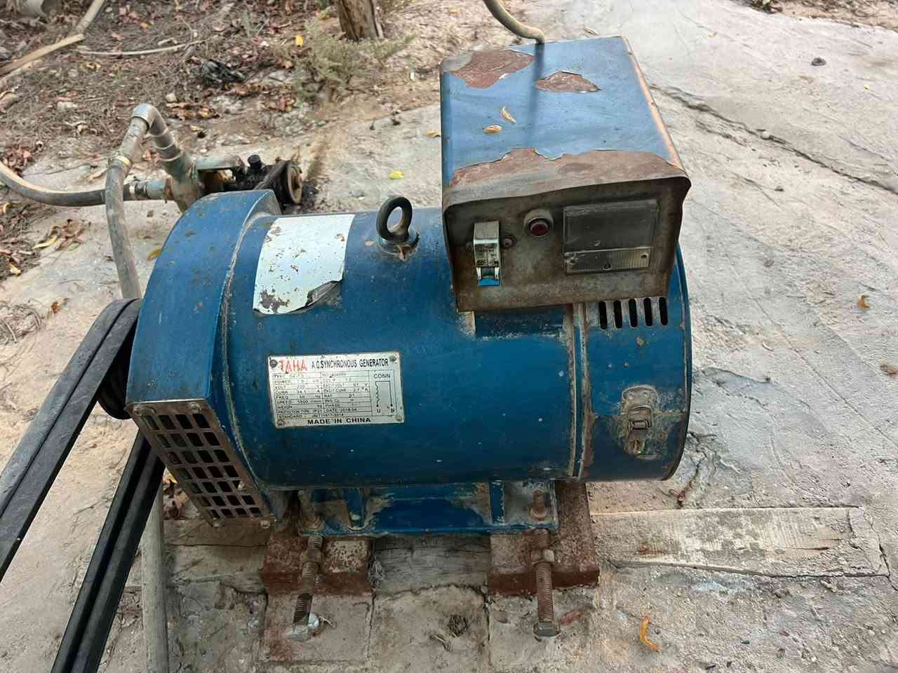 للبيع رقم الهاتف ***********
