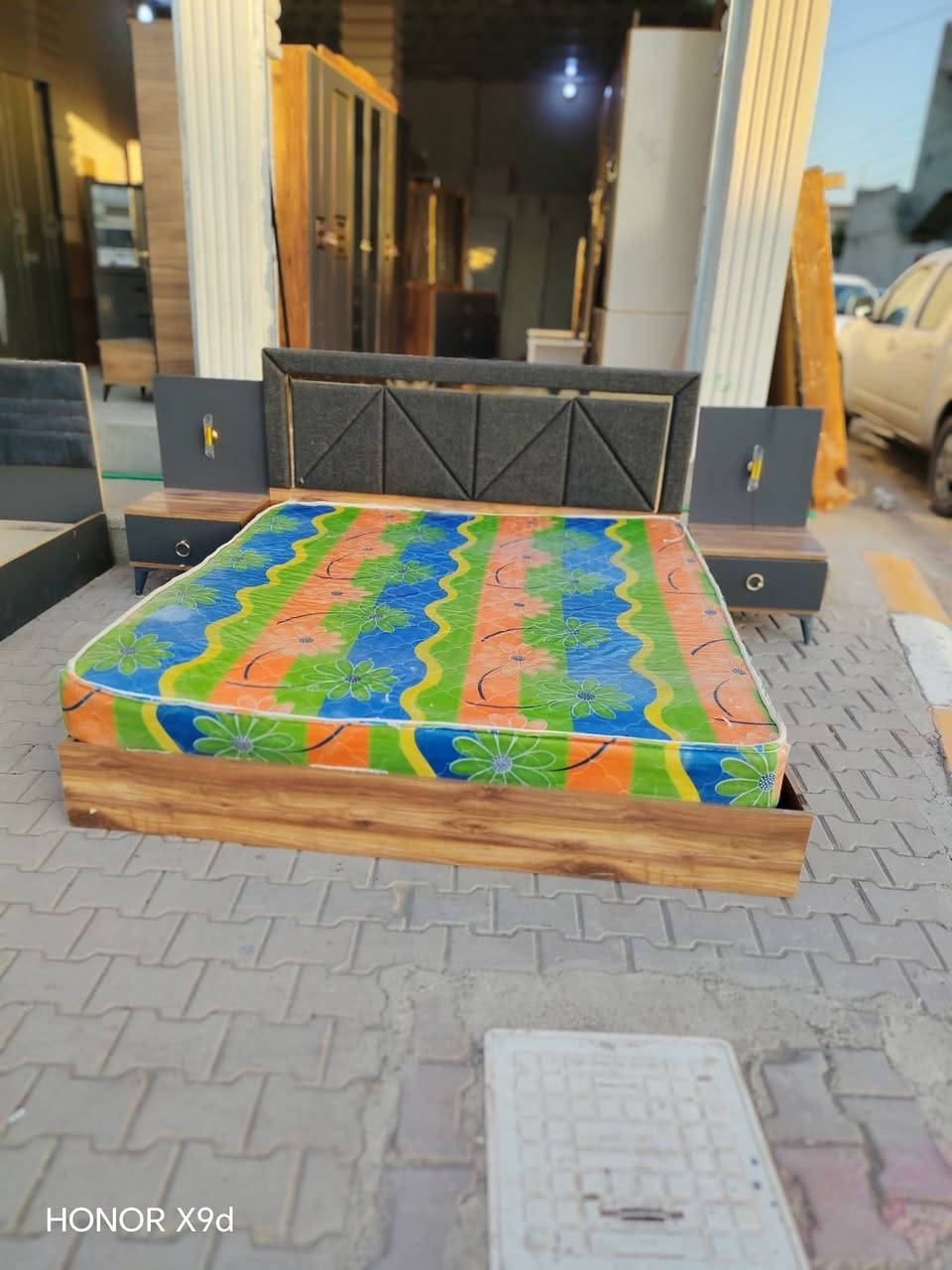 غرفه 5خمس قطع بيع اومراوس الشراي يتفضل خاص ***********
