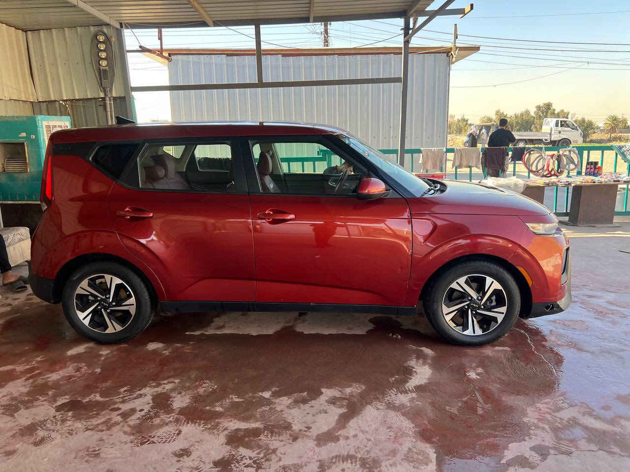 السلام عليكم اخوان صول موديل 22 ماشيه 62هزة جديدة سنويه بأسمي دوشمة ارضيه وكشنات سيارة جاهزة اي نقص مابيهه حادثهه جاملغ وشويه من البنيدليبل واحد وصبغ باب نصه ورة الصدر مكاني بغداد فلكة سلمان باك السعر132    ***********
