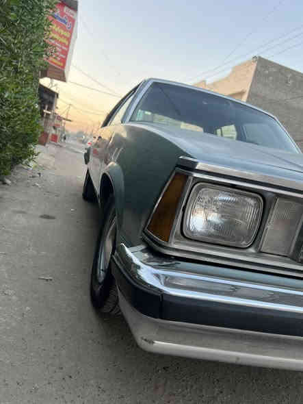 ماليبو 
سلام عليكم ماليبو موديل1981
مكفوله بدون قطره طبع 
السياره جديده بمعنى الكلمه 
السياره على وضع الشركه 
كير عادي ٣نمر 
كلشي بل سياره بلادي 
مكان السياره بغداد الشعب 
السعر 70
الاستفسار ***********
