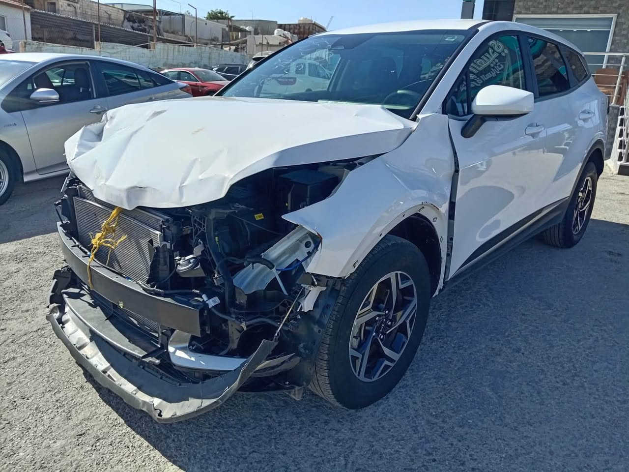 بسم الله الرحمين الرحيم.                                 

نوع السيارة🚘✅ كيا سبورتج.   الموديل2025.     

حجم المحرك🚕🚕🚕2500🚦🚦.                                

السيارة موجود ✅بالاردن  🚗المنطقة الحرة الزرقاء                    

الضرر واضح بالصور ✅بدون ارباك  🚘السيارة تشتغل وتمشي.   

الاستفسار او التصال او واتساب على الرقم  ***********             

او مراسلة واتساب على الرقم الاردني 00962797080658. 

عنوان المعرض🛣️🛣️⬅️شارع 18 شمال المنطقه  الحرة🚗🚗🚗.     
  
 ملاحظة🚗🚕🚘🌹🫶اعمل متابعة يوصلك كل ماهو جديد✈️🏎️🚗.    

ملاحظة السيارة ✅🌹بدون اي صبغ وكلير✈️✈️🚗🚗🚘🚕✅🫶
