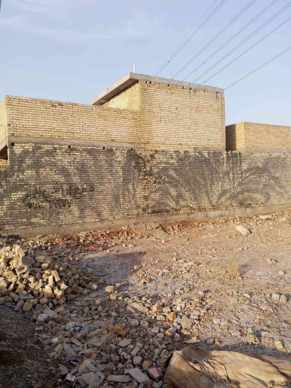 بسبب الوعود الكاذبه اعيد نشر التفاصيل هيكل للبيع بناء طابوك جمهوري وصب بم المساحه 100متر العنوان سبع اقصور مقابل حسنيه صدر الخلاىق خلف مولده يسر الشموسي رقم الهاتف ***********
