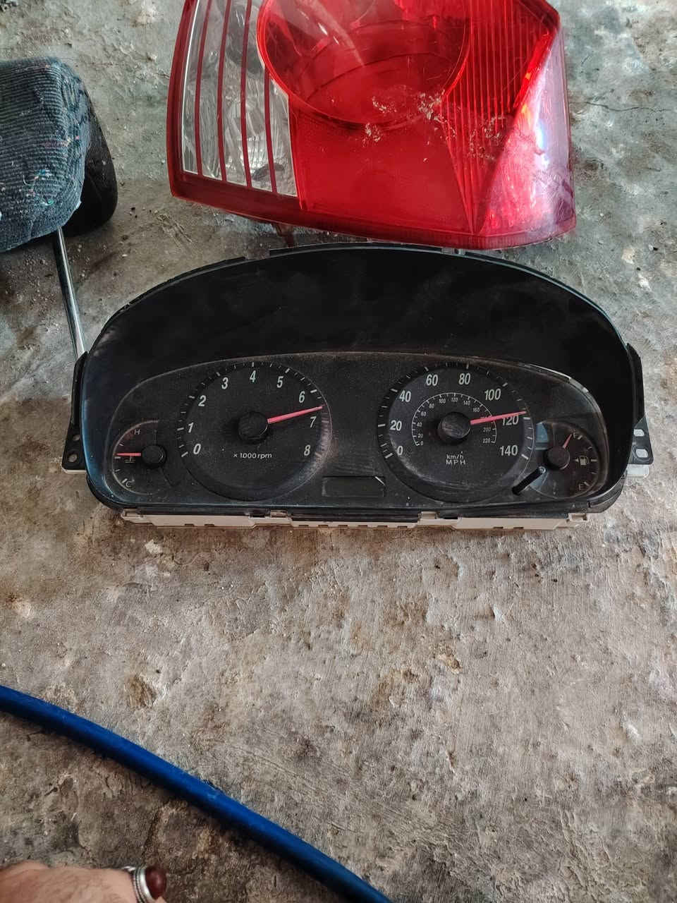 بگلايت تك واحد تجاوي عدد 5 دشبول جديد بس نقص جامه هذني للبيع 
*********** مكان بغداد الحسينية المعامل السعر بكيفكم
