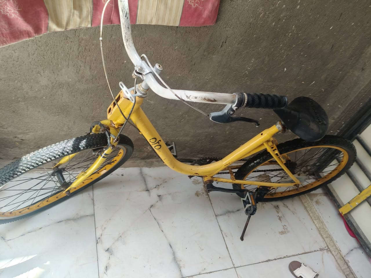 مستعمل باله اصلي عوزه بيس ويل امامي وتاير


**إذا كنت صاحب هذا الإعلان وتريد حذفه لأي سبب، رجاءا أرسل رسالة إلى الدعم الفني**