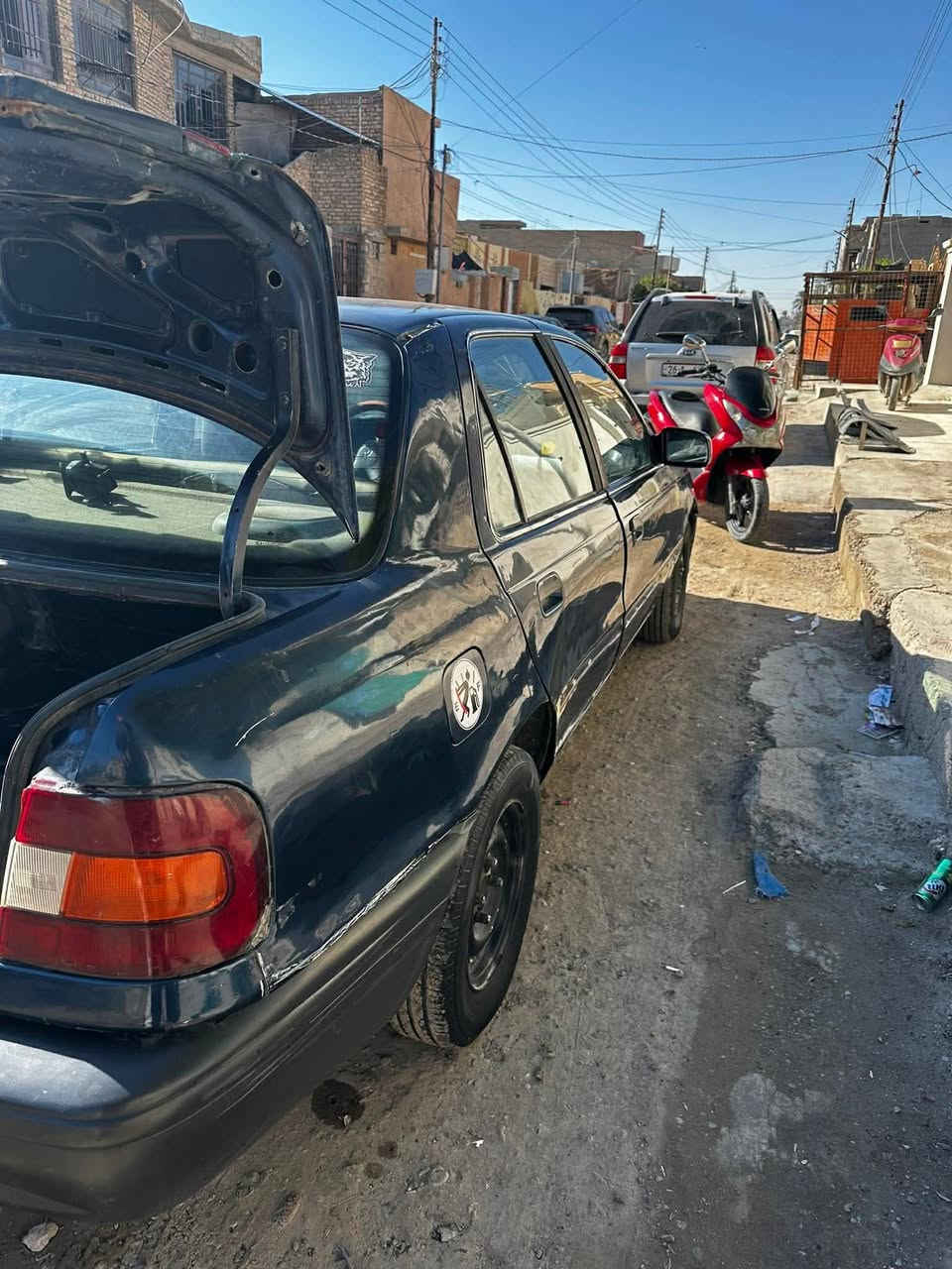 السلام عليكم الانتره موديل 1992 سنويه لل 27 محرك 1600رقم بغداد مشروع وطني شرط التحويل كير محرك مكفولات سياره بدون صبغ بيه بس اذان محرك جوه كايمه فقط صدر زين تايرات زينه سياره نضيفه السعر 24 وبيه مجال للاستفسار الاتصال على الرقم *********** 
أو *********** مكان السياره صلاح الدين سامراء
