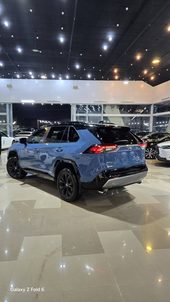 تويوتا راف4 2024 xse hybrid awd
السبارة فول فول مواصفات اعلى من هل مواصفات ماكو 
حادث السيارة فقط طخة بسيطة بالدعاميه الامامي بدون صبغ 
محرك 2.5 و هايبرد
0750 899 2970 
0770 345 0722 
0751 739 2015 
.. . 
.  N..
..nn. أربيل, العراق
