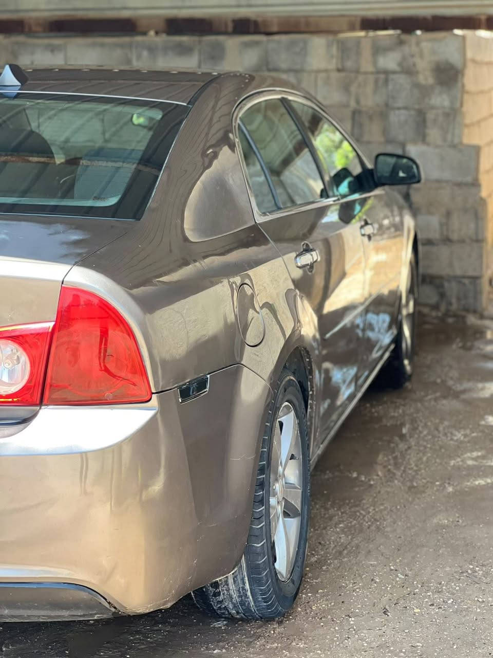 شفر ماليبو ملكية ونظيفة جداً للبيع! 🔥
سيارة جاهزة من كلشي، مال بيت، ومستعملة بحرص.

رقم بغداد (اللوحة: 11 J 44284) 

فتحة سقف (سلايد)، شاشة ذكية كبيرة منصبة جديد، داخلية مخمل نظيفة ومغلفة 

صدر، محرك، كير، كله بشرط الفحص.

السعر 82 أو بيه مجال للشراي .

📞 للمعلومات والسعر، يرجى المراسلة أو الاتصال على: [*********** / ***********].

مكان السيارة [بغداد _ قضاء المحمودية]
