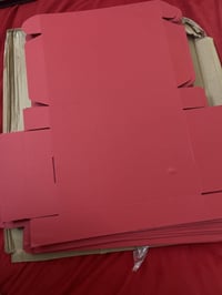 بوكس كرتون • أحمر • ١٨ قطعة