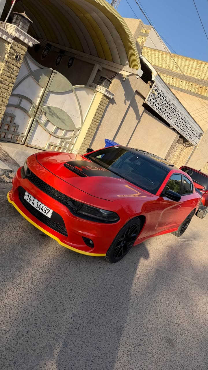 دوج جارجر دايتونه 2019 V8 سلندر 5700معلايه 2022
لون برتقالي 
فول مواصفات 
تحكم ستيرن كهرباء
فتحه سقف
كشنات كهرباء
تبريد تدفئه كشنات
سوبر تراك باك
سياره ستوك حته حجر البيئه ما شايله
ولف حماوه ريسنك 
بلكات ريسنك
فيت بم ريسنك
تخم تاير 
كشن كنتاره حضن(ميموري)

شفتات ستيرن 
مكينه كير كفاله من الفتح والتبديل 

بيها معامله استرجاع المديل كامله من كلشي باقي على ما ينفتح الكمرك 

سياره استخدام شخصي لا استعراض ولا شي 

بلعافيه على الي ياخذها

راسلني خاص ادزلك صور التقرير 

سياره بيها بنيد تبديل وجاملق وباب كلير فقط

السعر 185 

للاستفسار 
*********** البصرة, العراق
