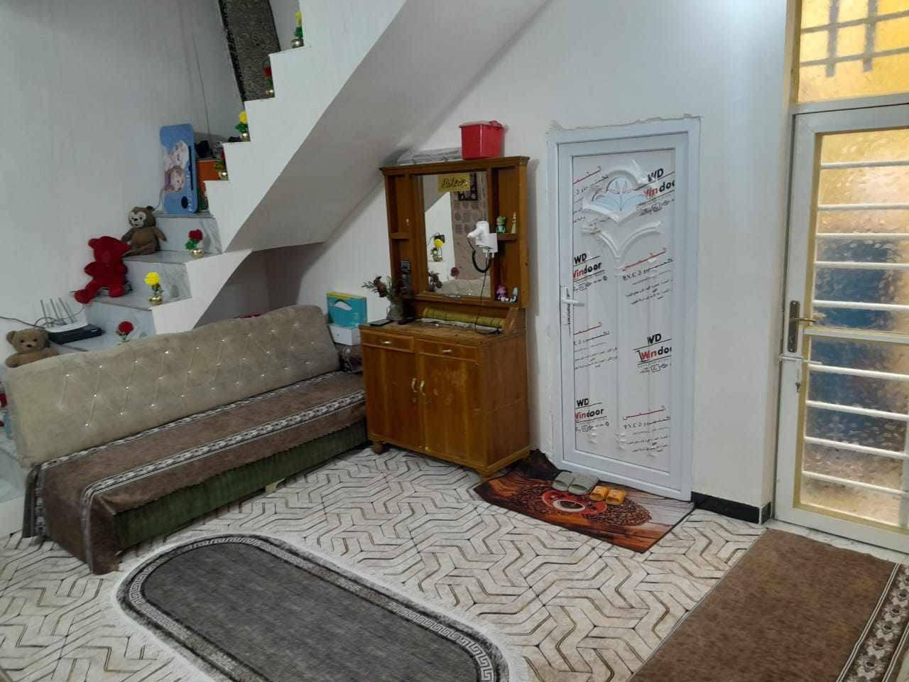 بيت للبيع شارع المطار القديم قرب اسواق الكفيل المساحة 100 متر السعر 35 واتساب ***********
