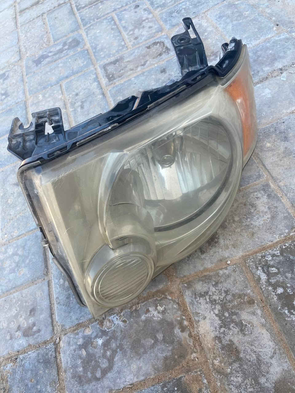 فنار فورد سكيب بلقواعد 
سعره 100 يوجد توصيل 
0931560120


**إذا كنت صاحب هذا الإعلان وتريد حذفه لأي سبب، رجاءا أرسل رسالة إلى الدعم الفني**