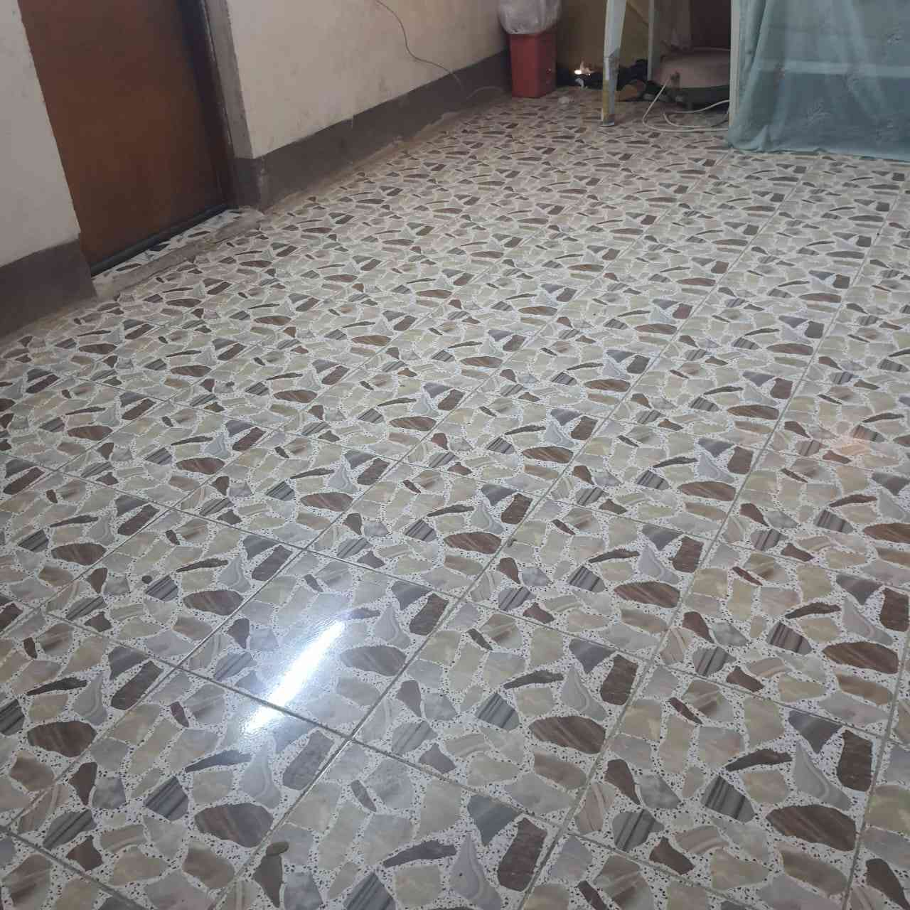 مكلف بالنشر بيت حي مكرمه رقم دار 8232 مساحة 280 طابقين رقم موبايل ***********
