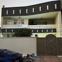 داخل سيارميك • ٢٠٠م • مفروشة