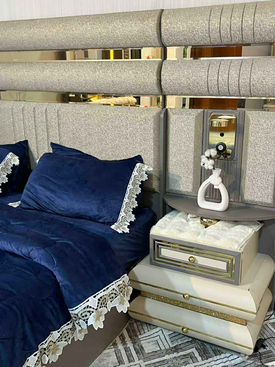 سلام عليكم عندي غرفه تركيه زانا 11قطعه للبيع 

سعره مليونين 

العنوان الناصريه مركز المنصوريه


**إذا كنت صاحب هذا الإعلان وتريد حذفه لأي سبب، رجاءا أرسل رسالة إلى الدعم الفني**