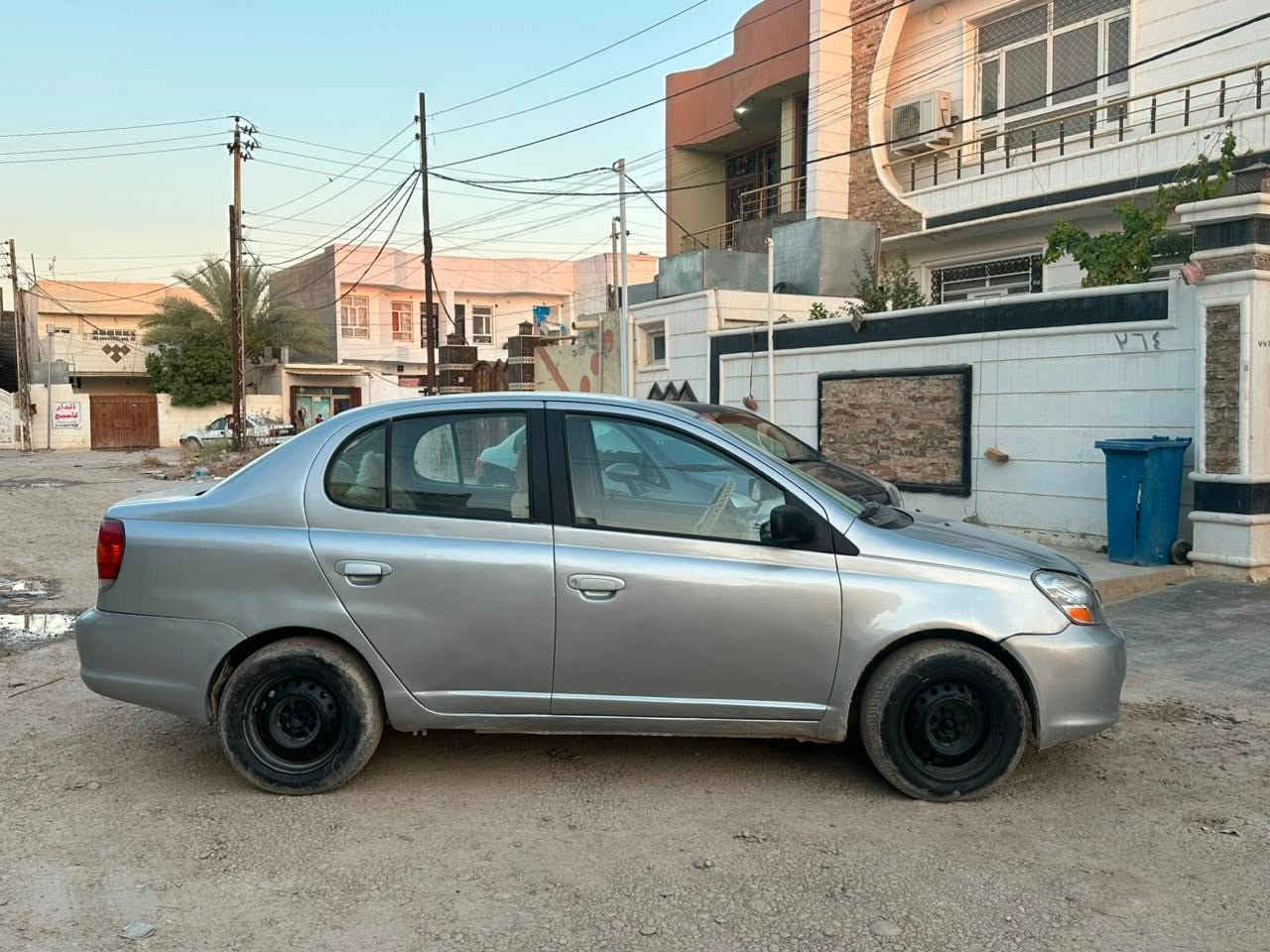 سلام عليكم 
مكلف بالنشر تويوتا ايكو 2005 رقم بغداد دولي شرط التحويل 
محرك 1600 شرط كير أوتوماتيك شرط تبريد شغال 
صدر جديد كهربائيات كلها شغاله غرفه نضيفه جداً 
صبغ عام جماليه مكاني سامراء السعر 60 بيها مجال للشراي 

‭***********‬
