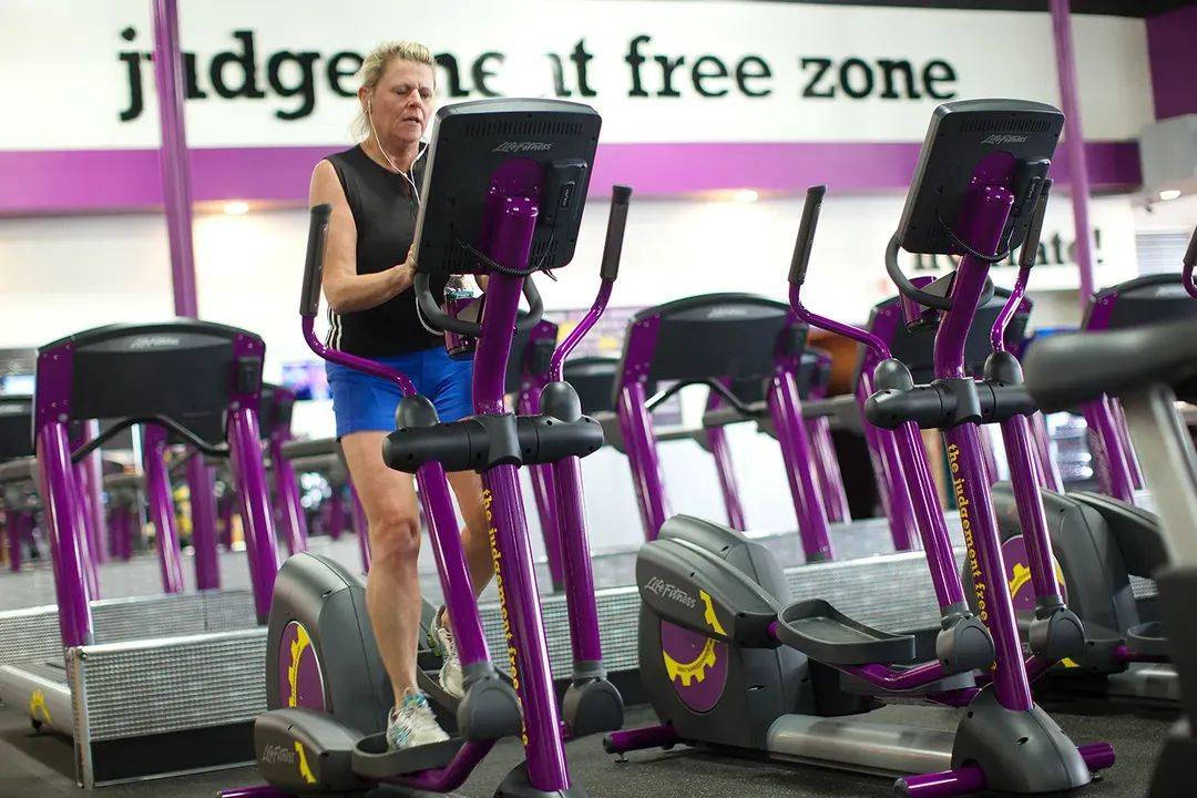 🔥🔥 عرض مميز لا يفوت 🔥🔥
متوفر لدينا أجهزة كارديو أمريكي أصلي 🇺🇸

جودة عالية وأداء احترافي يناسب الجيمات والبيوت 💪

✅ تجهيز متكامل للبيوت

✅ أجهزة حديثة وبأسعار منافسة

✅ صيانة أجهزة (Life Fitness) باحتراف عالي

✅ إدامة كاملة وضمان على العمل

إذا تريد تبدأ لياقتك أو تطور جيمك — إحنا الحل 👇

📞 للحجز والاستفسار راسلنا خاص أو اتصل الآن *********** او ***********

⚡ لا تضيع الفرصة — صحتك تبدأ من هنا ⚡
