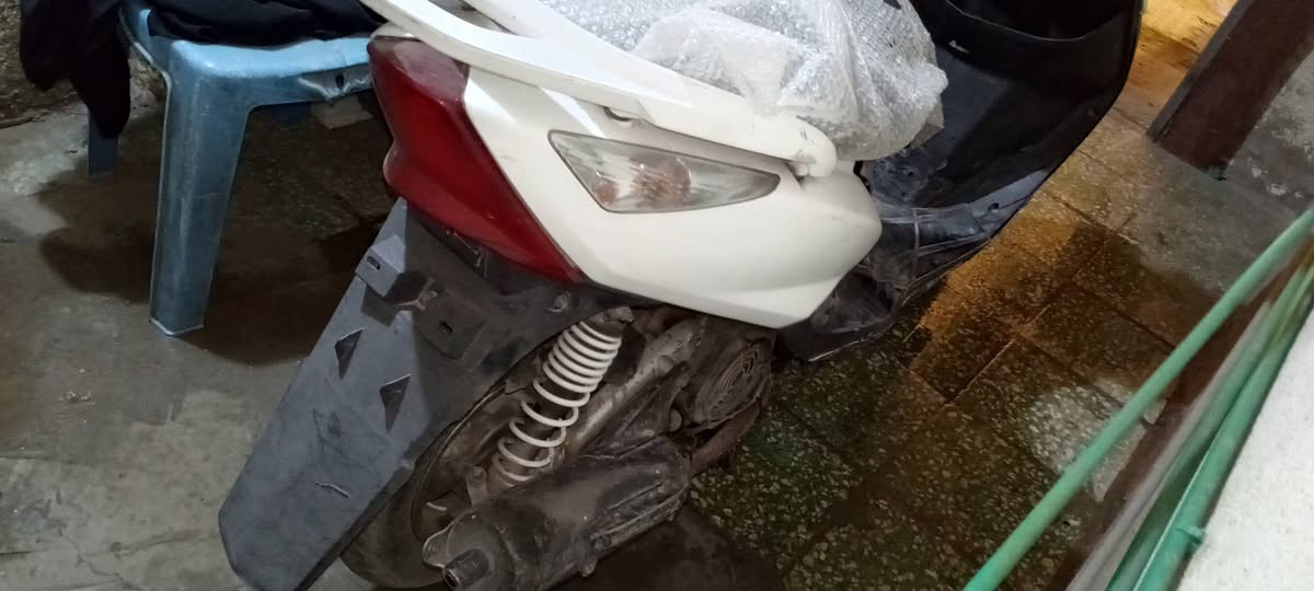 دراجه ثعلب للبيع السعر 350 وبيها مجال***********
