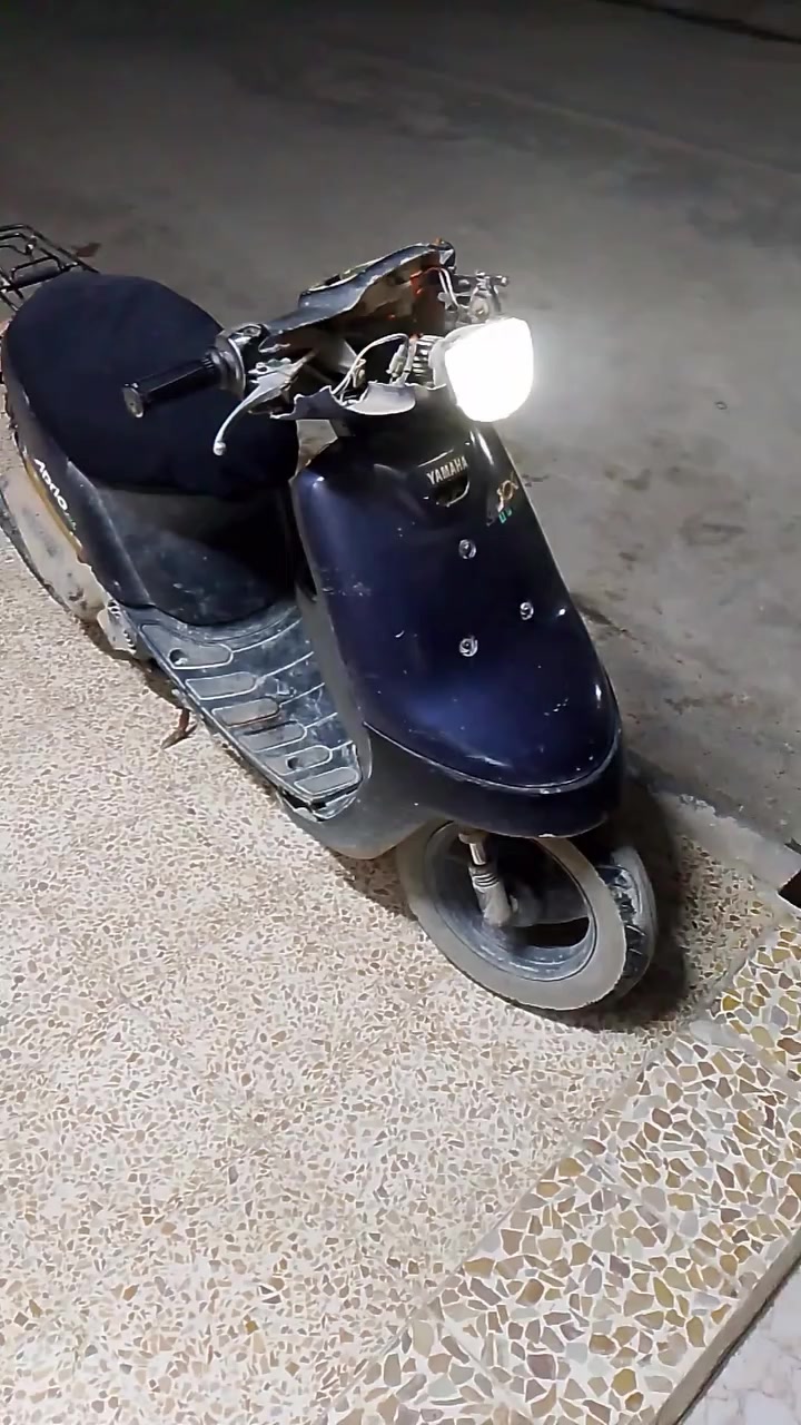 سلام عليكم مكلف بل نشر
ماطور بوتين شغال سلف شغال بس يعوزو باتري

سعر 150 بي مجال

عنوان موصل حي المامون

تواصل معه صاحب الدراجه ***********
